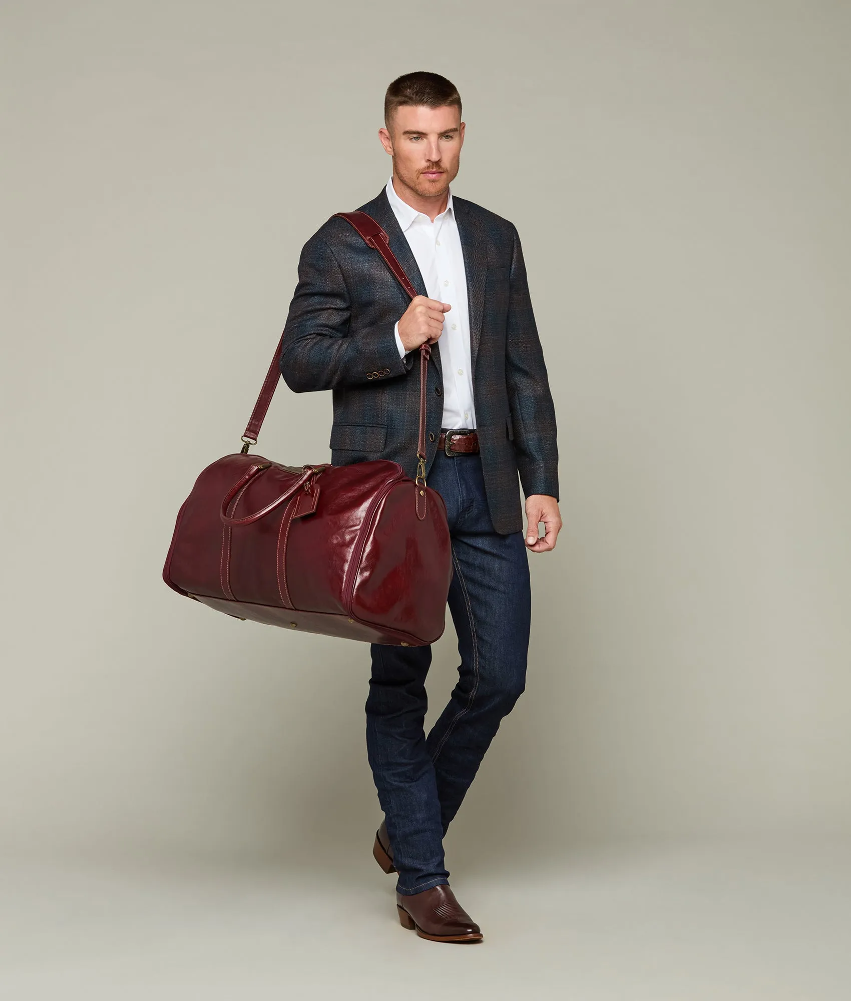 Cosimo Garment Duffle :: Burgundy