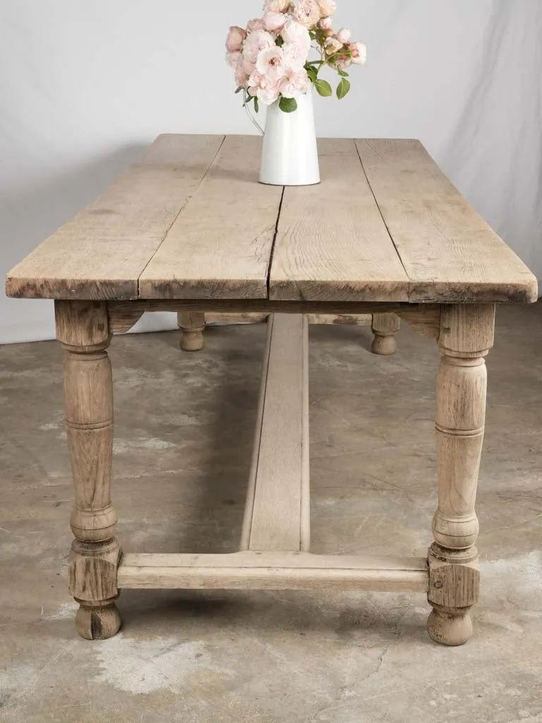 Oak farm table - early 20th century 90½" x 34¾"