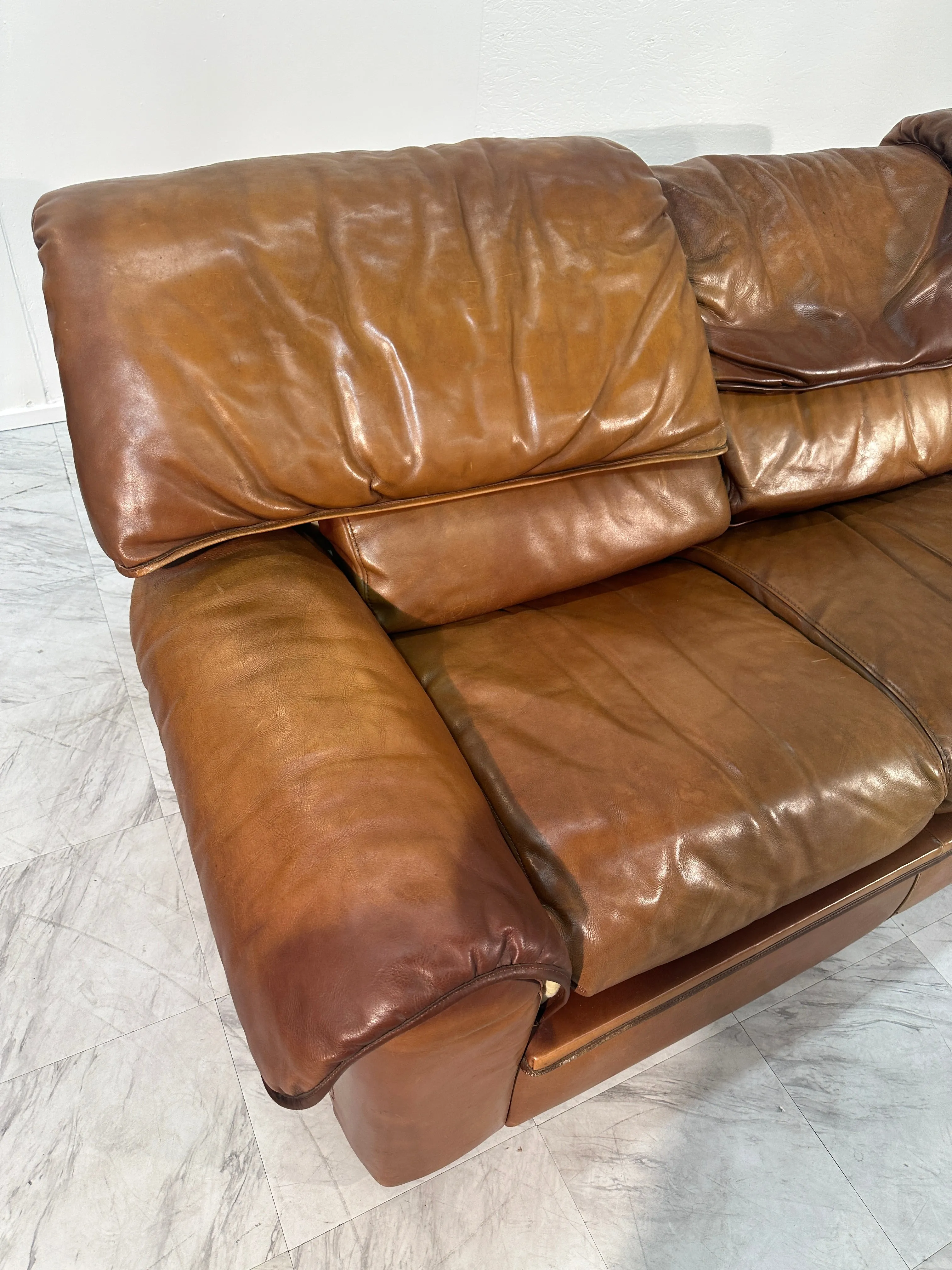 Roche Bobois Three Seater Vintage Sofa in Light Brown Leather